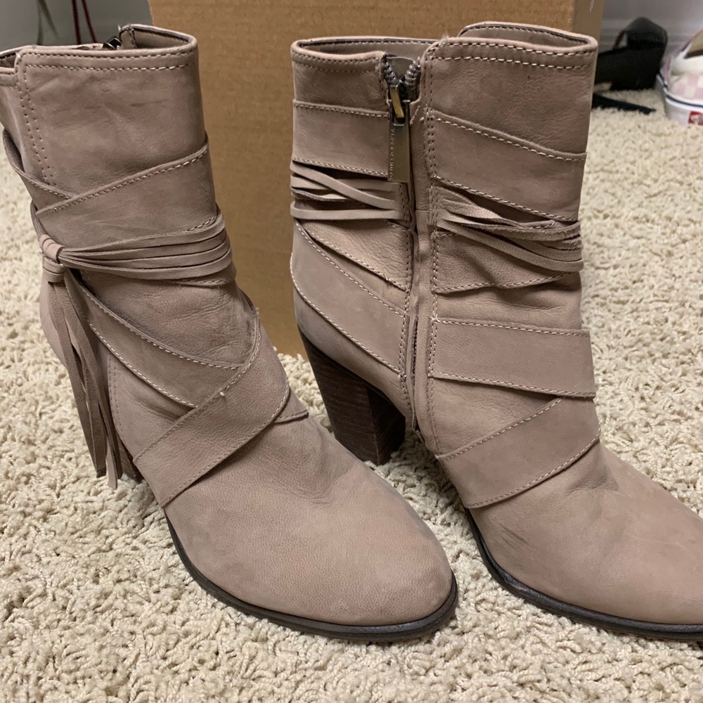 vince camuto
